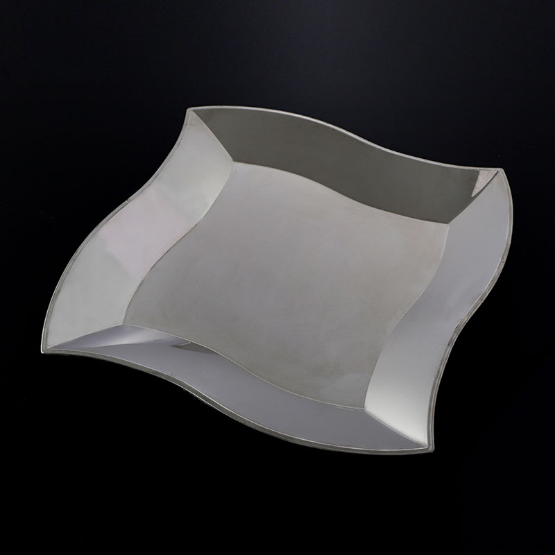 แผ่นพลาสติกผิดปกติมันวาวทำจากวัสดุอะไร?